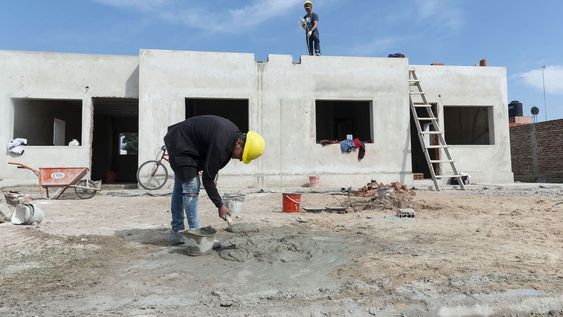 ¿cuanto cuesta construir una casa de 60 metros cuadrados en argentina, en agosto 2025?