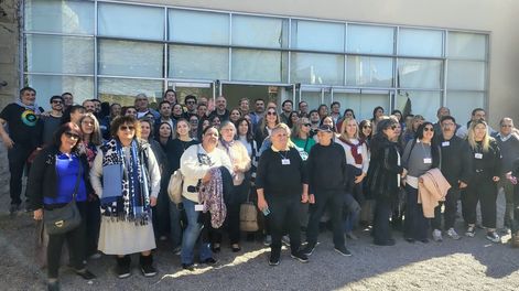 El Congreso del PJ se reunió en la sede del gremio UPCN con la presencia de varios dirigentes importantes, que aparecen en primer plano. Foto: PJ Mendoza.
