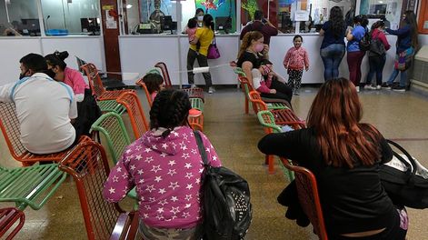 Los Andes | A fines de julio, en Mendoza  se informó que se duplicó la cantidad de niños y adolescentes internados por COVID-19 en el Hospital Notti. Foto: Orlando Pelichotti / Los Andes