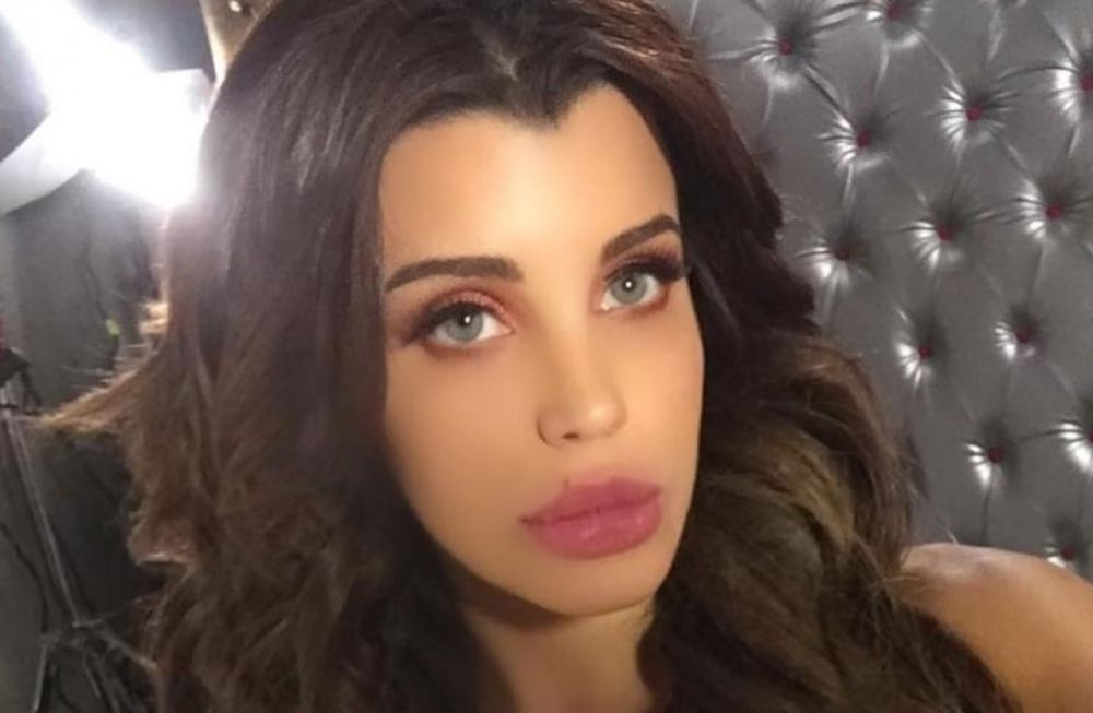 Charlotte Caniggia lució una pose muy atrevida y estallaron las redes
