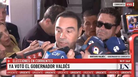 El Gobernador de Corrientes Gustavo Valdés.
