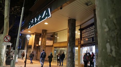 Los Andes | La galería Piazza celebró un evento artístico para promover los nuevos locales comerciales. | Foto: Municipalidad de la Ciudad de Mendoza