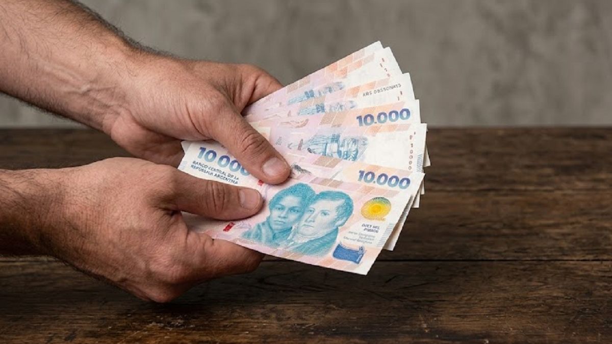 Argentina tiene el salario pretendido en dólares más alto de la región: cuánto se pide para trabajar