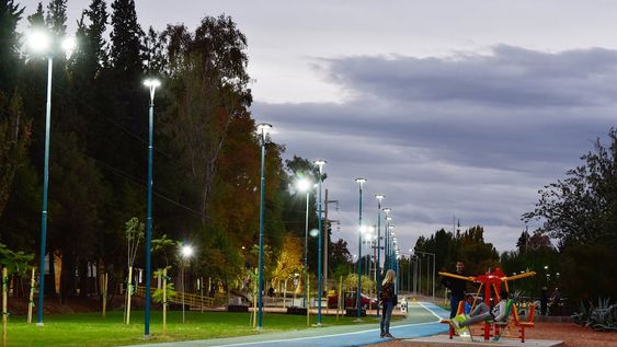 Godoy Cruz reconvirtió la iluminación a led en 26 parques y plazas