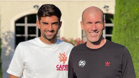 Enzo Zidane junto a su padre y leyenda del fútbol, Zinedine