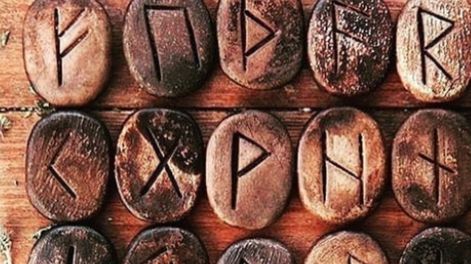 Los Andes | Runas vikingas: entre la comunicación, la “magia” y los ritos que, aún hoy, se mantienen. Foto: Instagram @artsviking