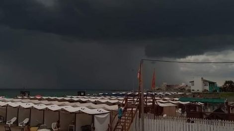 Imágenes del temporal que azotó a Miramar. Foto: Redes.