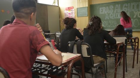 Educación y desigualdades sociales en Mendoza - Por Gastón Bustelo
