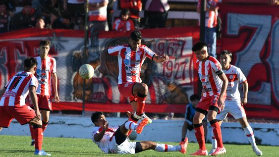 Atlético Club San Martín - Huracán Las Heras, por el Federal A