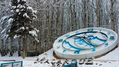 Los Andes | La nieve dejó hermosas postales en Malargüe y en San Rafael. Las rutas entre esos departamentos debieron ser despejadas. Foto: gentileza Municipalidad de Malargüe