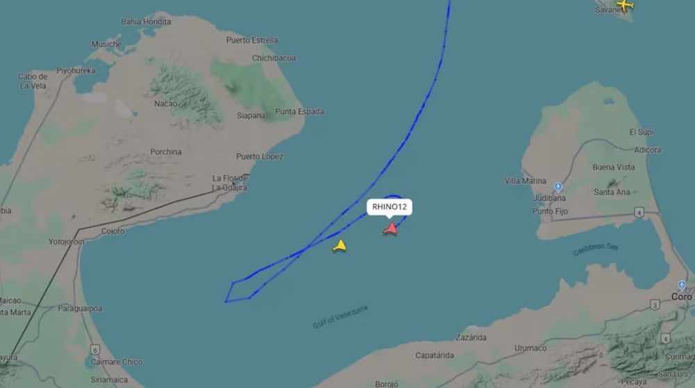 Las aeronaves estadounidenses realizaron varias órbitas cerradas a baja altura en una zona que el gobierno de Maduro considera como aguas interiores.