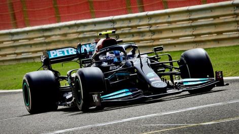 Bottas fue el más rápido en los dos entrenamientos del viernes.