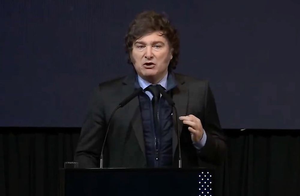 Javier Milei en el acto de aniversario de la Bolsa de Comercio de Rosario.