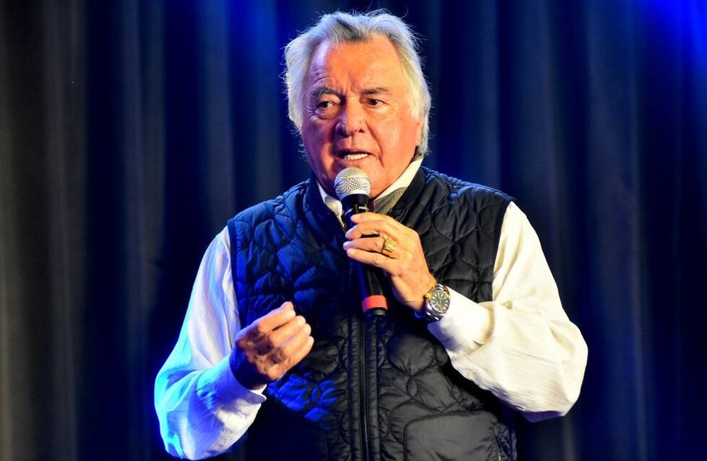 Luis Barrionuevo El dirigente gastronómico Luis Barrionuevo aseguró hoy en Mar del Plata que el Gobierno de Javier Milei ha errado el rumbo