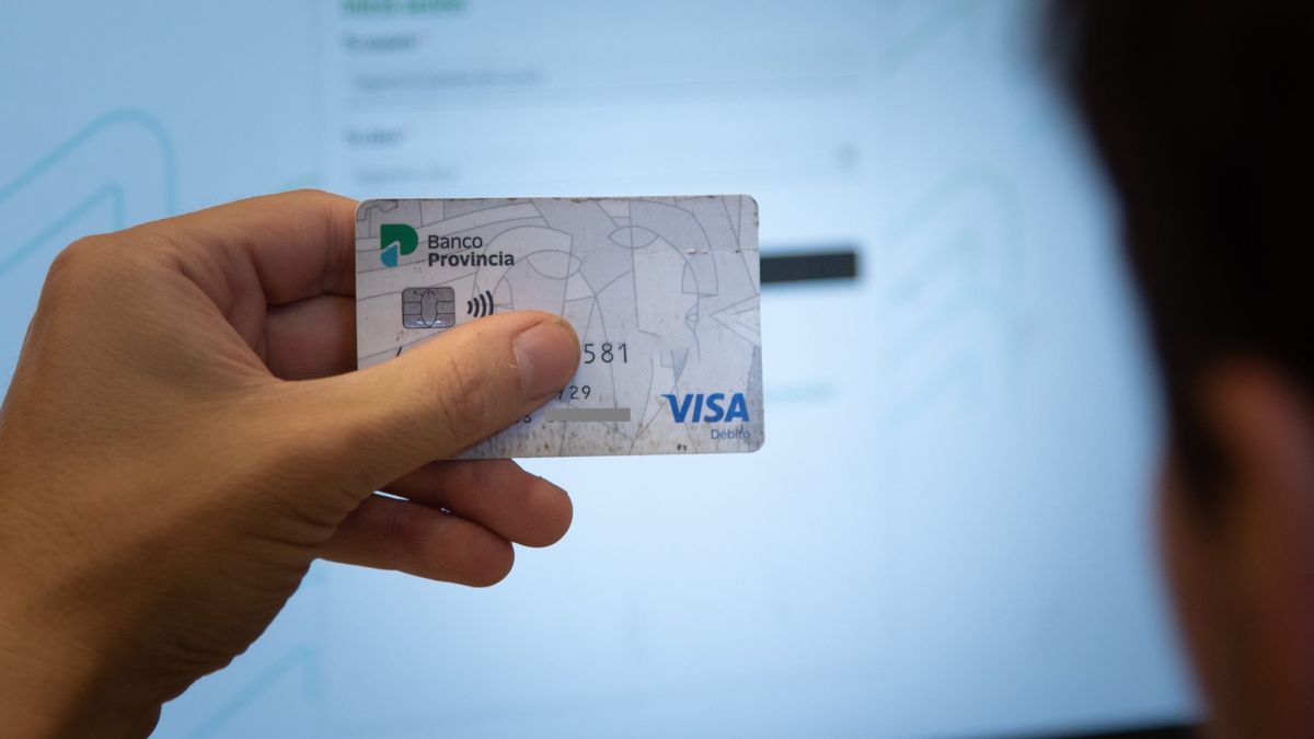 Fue estafada desde el teléfono oficial de su banco, le vaciaron la cuenta y ahora le devolverán el dinero