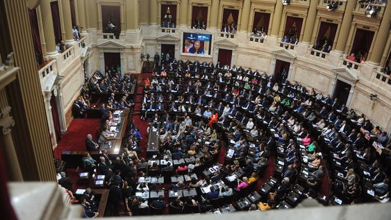 Se abre hoy el 141° período de sesiones ordinarias del Congreso de la Nación.  El presidente Alberto Fernández fue recibido por la vicepresidenta Cristina Fernández de Kirchner, la presidenta de la Cámara de Diputados Cecilia Moreau y la presidenta provisional del Senado, Claudia Ledesma Abdala.  (Federico López Claro / La Voz)