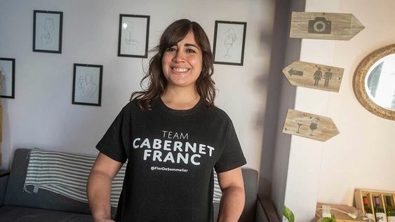 Es sommelier y trabajaba en el sector de turismo, pero la pandemia le dio un “empujón” para animarse a su propio emprendimiento.  / Foto: Ignacio Blanco / Los Andes