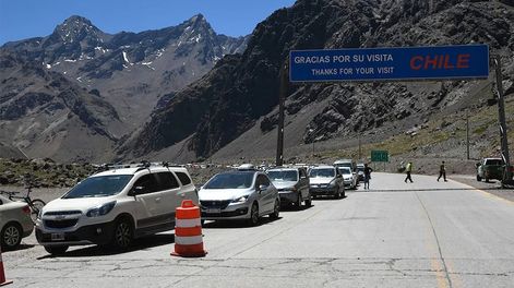 Más de 10.000 chilenos turistas chilenos ingresaron a Mendoza a pesar de la alerta de Zonda y el cierre del paso internacional. / Imagen ilustrativa