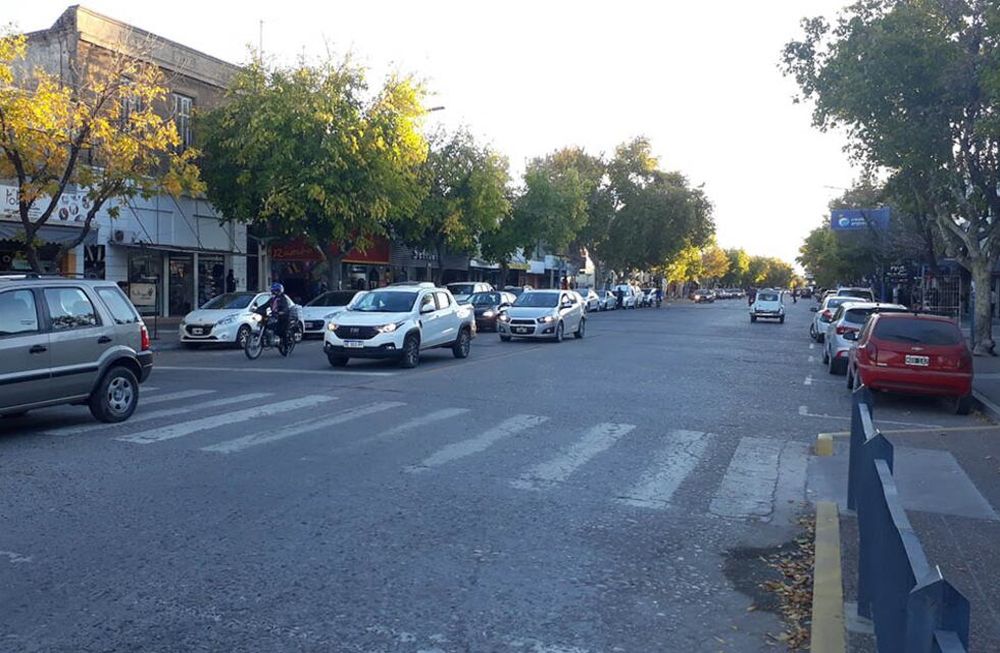 El propio gobernador Rodolfo Suárez a través del Decreto 489 estableció las medidas que regirían en este territorio a pedido de su intendente. /Archivo