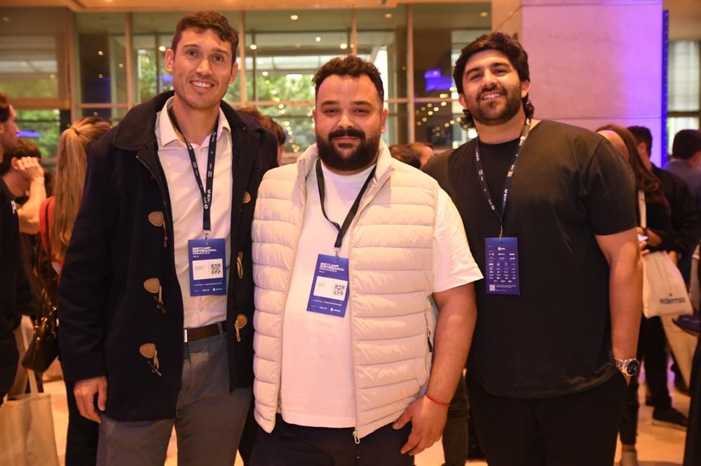 Juan Manuel Contreras, Cristian Candela y Martín Antequera compartieron la tercera edición del Bootcamp Empresarial. 