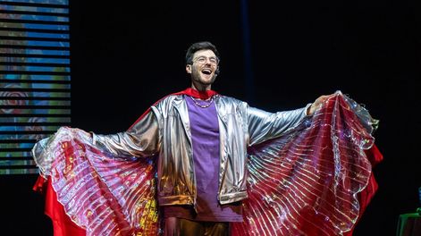 universo +30: pablo albella estrena su nuevo show y lleva la adultez al teatro con humor y ternura