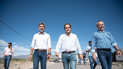Ulpiano Suarez y Santiago Maggiotti recorrieron las obras en La Favorita