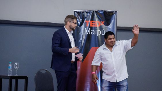 maipu inauguro un nuevo playon deportivo en el pedregal
