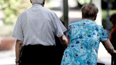 El Gobierno oficializó un bono extraordinario para jubilados y pensionados en noviembre