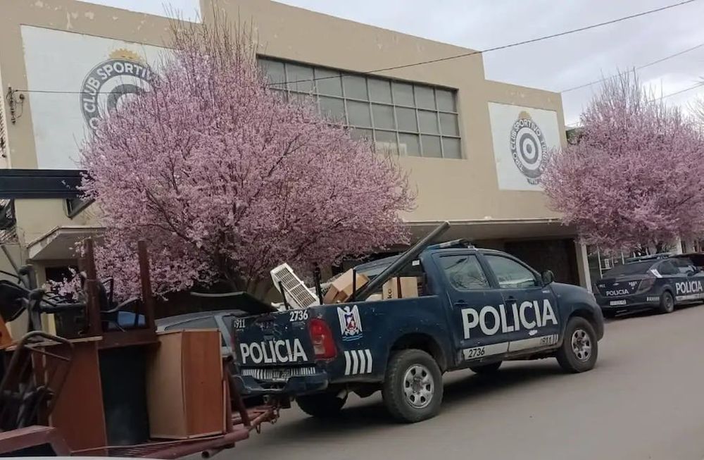 La mudanza de los comisarios del Valle de Uco se produjo ayer.