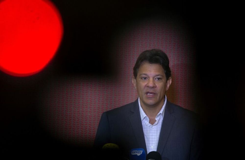Haddad: “Bolsonaro quiere fusilar al que piensa diferente”