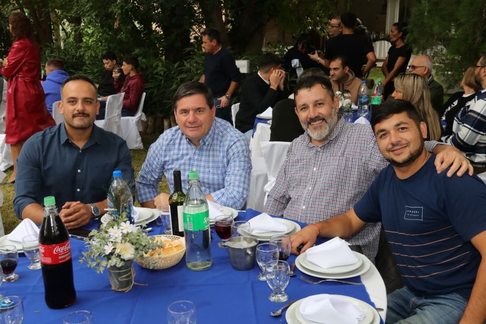 Oscar Groppa, Gustavo Loretti, de Banco Macro, Gustavo Villegas y Sebastián Flores, de Triunfo, participaron del encuentro.