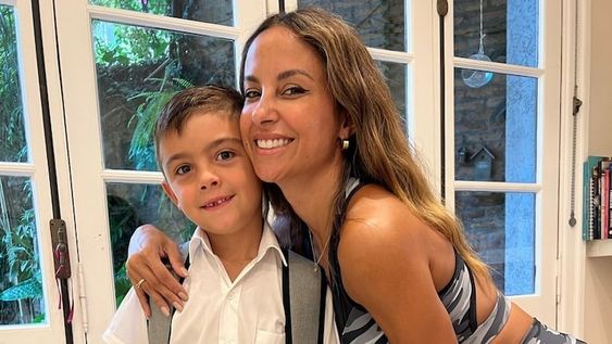 asi es el colegio del hijo de lourdes sanchez y chato prada: bilingüe, jornada completa obligatoria y tres orientaciones en secundaria