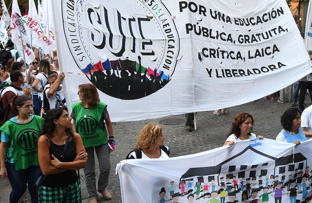 Comienzan a darse los primeros posicionamientos de cara a las elecciones internas del SUTE. Foto: Marcelo Rolland / Los Andes