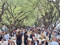 En la estación experimental del INTA, en Luján de Cuyo, se desarrolló la 14ª edición del Almuerzo de los Productores. Evento organizado por la Coviar que ya forma parte de los eventos de Vendimia.&nbsp; 
