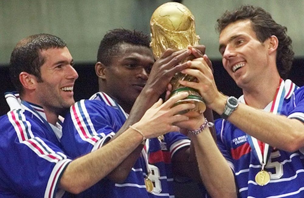 Platini confesó que hubo un arreglo para que la final del Mundial 98 fuese Francia-Brasil