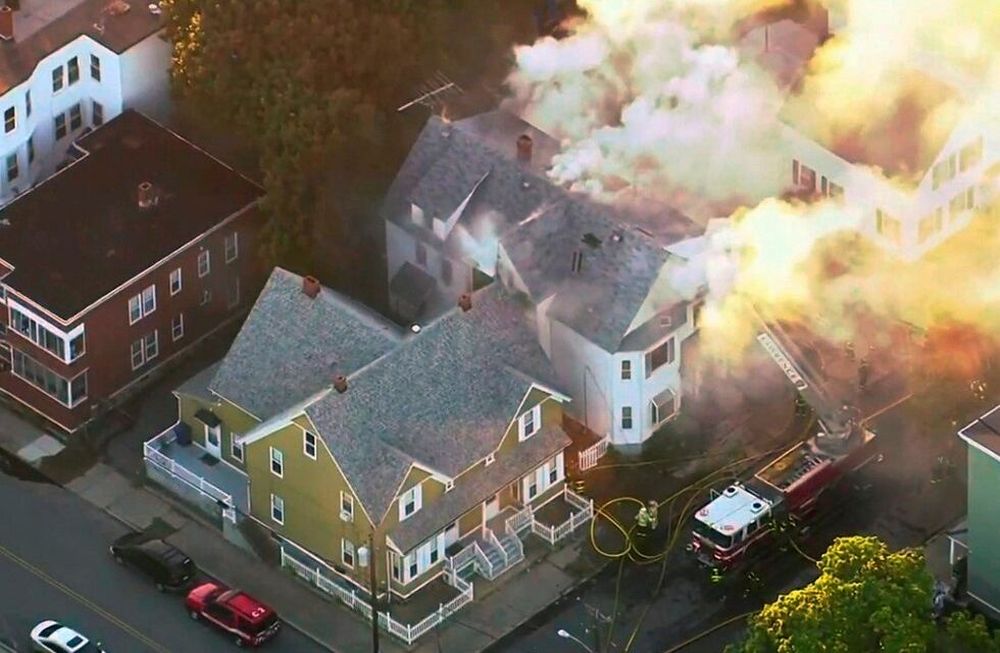 Múltiples explosiones de gas en más de 20 casas generaron pánico en Estados Unidos