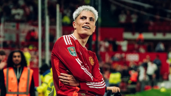 Alejandro Garnacho sigue cosechando críticas en el Manchester United