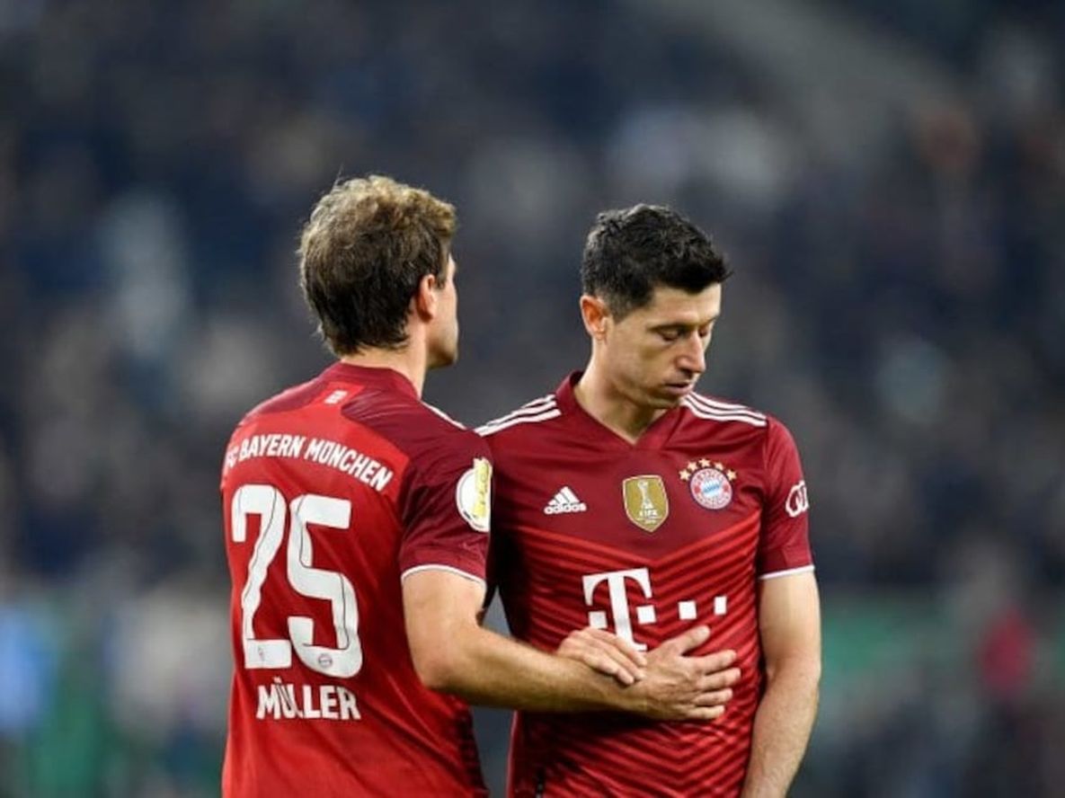 El conjunto alemán perdió 5-0 contra Borussia Mönchengladbach y de esta manera el Millonario seguirá sosteniendo el registro de ser el equipo que más goles convirtió en partidos consecutivos. / Gentileza.