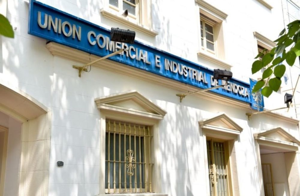 UCIM Mendoza