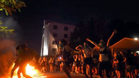 Una revolución de las mujeres - Por Olivia  Muñoz Rojas