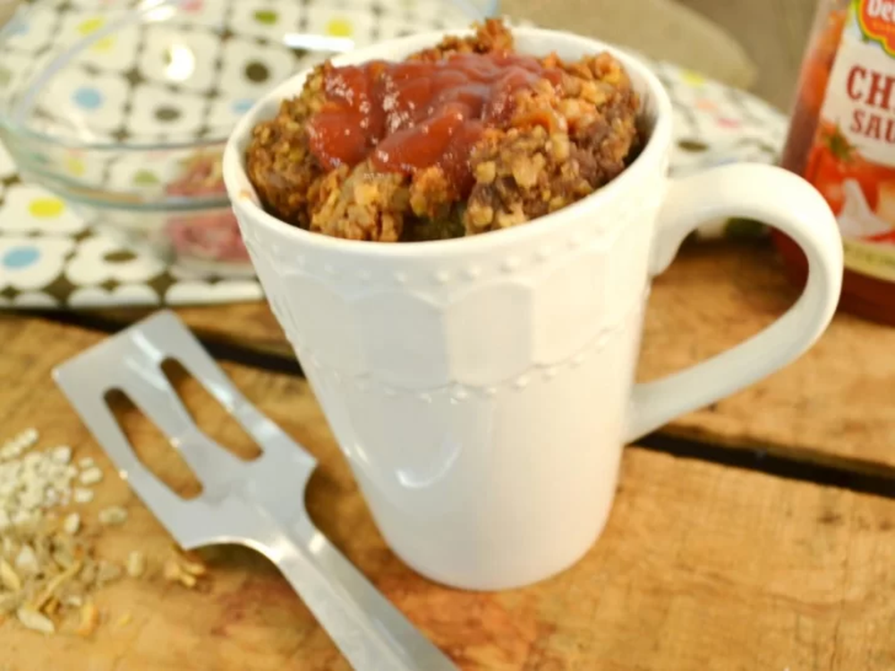 Así se hace la mejor receta de pan de carne. En microondas y con una taza. Así se hace la mejor receta de pan de carne. En microondas y con una taza.