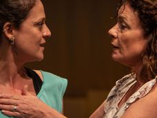 Vidas posibles: Cuando el teatro se mete en los recuerdos del público. Vidas posibles: Cuando el teatro se mete en los recuerdos del público.