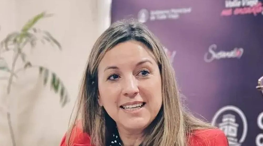 Una historia de Instagram reveló que Susana Beatriz Zenteno estaba en el Caribe tras pedir licencia por “indisposición”, y estalló la polémica.