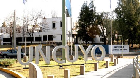 Se acerca la elección de autoridades en la UNCuyo y el debate se profundiza.