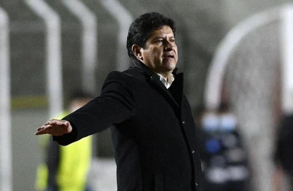 Eduardo Villegas no tuvo filtro al hablar de Kevin Ortega, quien cobró un polémico penal contra Salvio y además recibió obsequios por parte del Xeneize que alimentaron aún más las sospechas. / Gentileza.