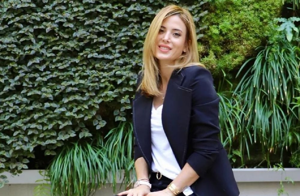 La modelo y conductora vive en un lujoso barrio de Pilar junto a su hija.