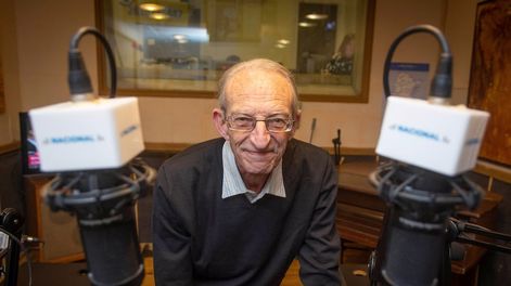 Los Andes | Salvador Rincón, el Flaco o el Salva (como lo llamaban quienes lo conocían) falleció este fin de semana. En la década del 60 comenzó a poner música en clubes y luego en boliches, y fue el primer DJ mendocino. Además, musicalizó en 6 radios mendocinas. Fot