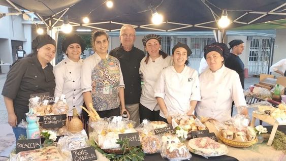 Alumnos del centro Teresa Serra Font de Correas realizaron una muestra donde exhibieron orgullosos sus trabajos. | Foto: gentileza