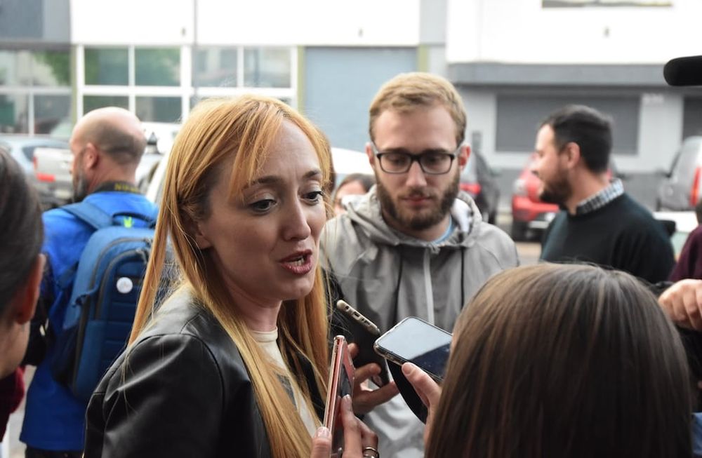 Acto por el día de la Lealtad Peronista. Sindicalistas de diferentes gremios se hicieron presentes en el acto. La presidente del partido, Anabel Sagasti estuvo presente en el salón junto a otras autoridades políticas.Foto: Mariana Villa / Los Andes