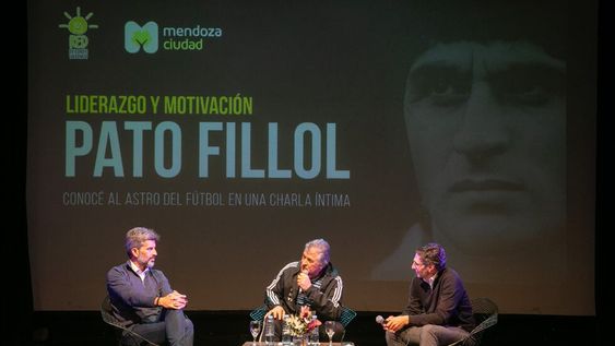 El Pato Fillol compartió una inolvidable charla con el intendente e hinchas en la Ciudad